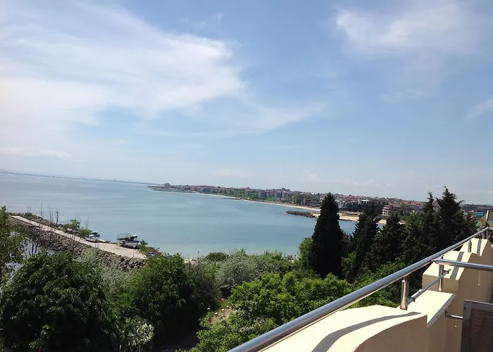 Отель Capri Несебр